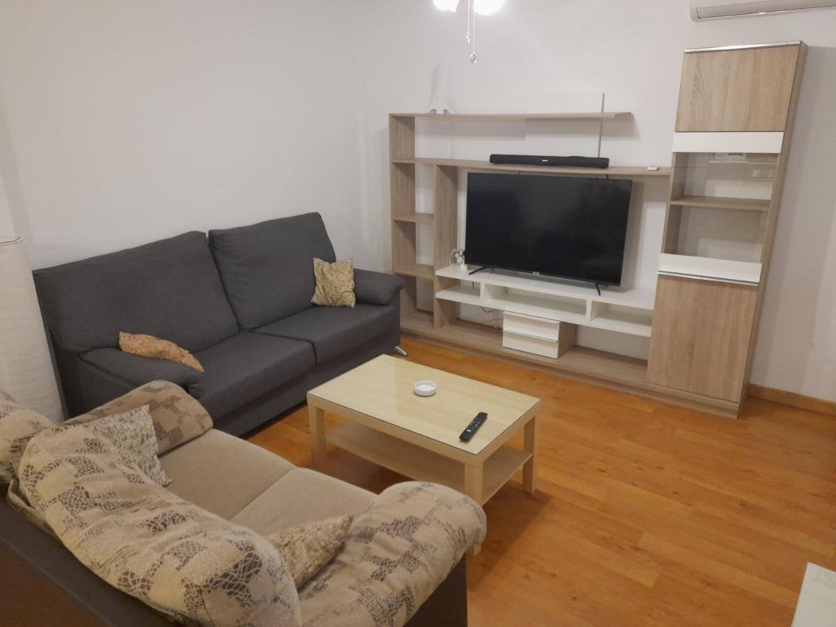 1f, Aire Acondic, 80m2, 2 Dormitorios, 4 Huespedes, Wifi Gratis Apartment *
